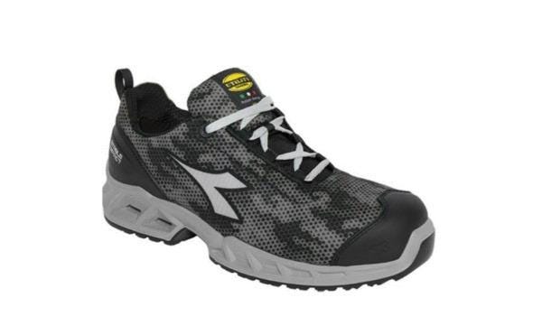 CHAUS. SHARK BASSE NR/GR.T42 181159-C2539-T42 DIADORA