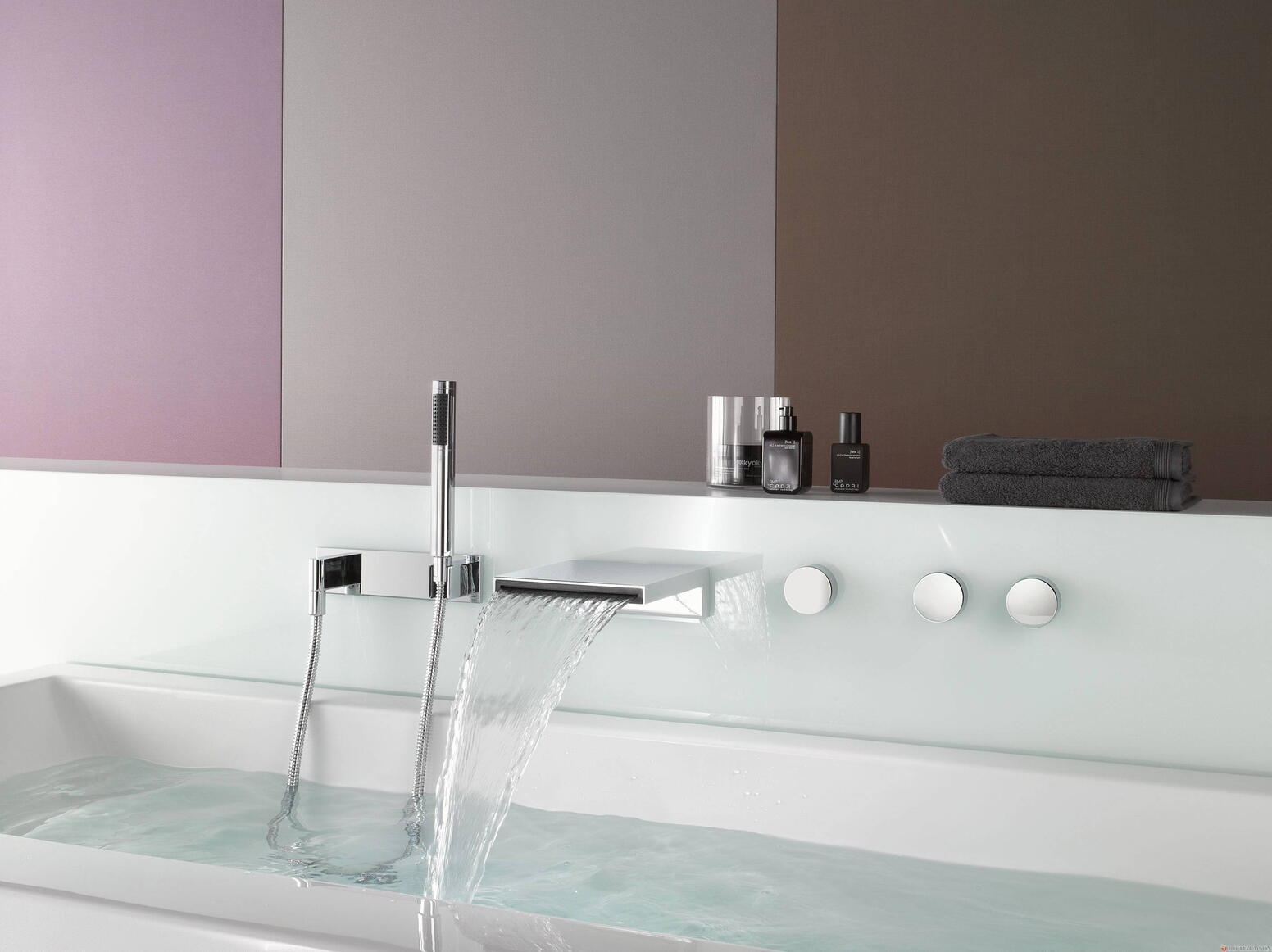 DEQUE - Ensemble de robinetterie bain-douche mural