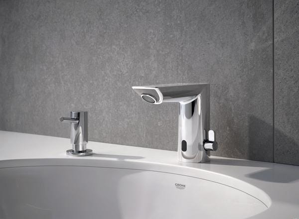 BAU COSMO E - Mitigeur lavabo électronique à infrarouge