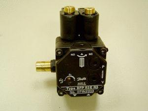 POMPE AVEC TUBE                  DD  97955625 DE DIETRICH PIECE RECHANGE BDR  [97955625]