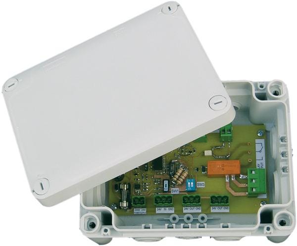 BOITIER D'ADAPTATION DE SIGNAL BEAS    700194 S&P FRANCE SOLER & PALAU  [700194]
