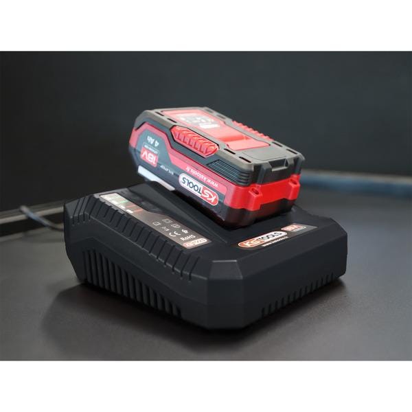 CHARGEUR RAPIDE 18V 4A      KSTOOLS 515.4703F