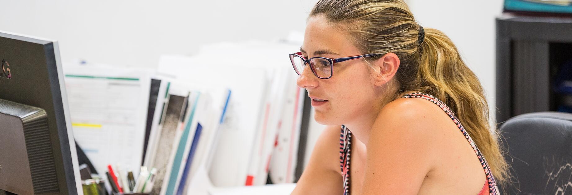 employe administratif et commercial