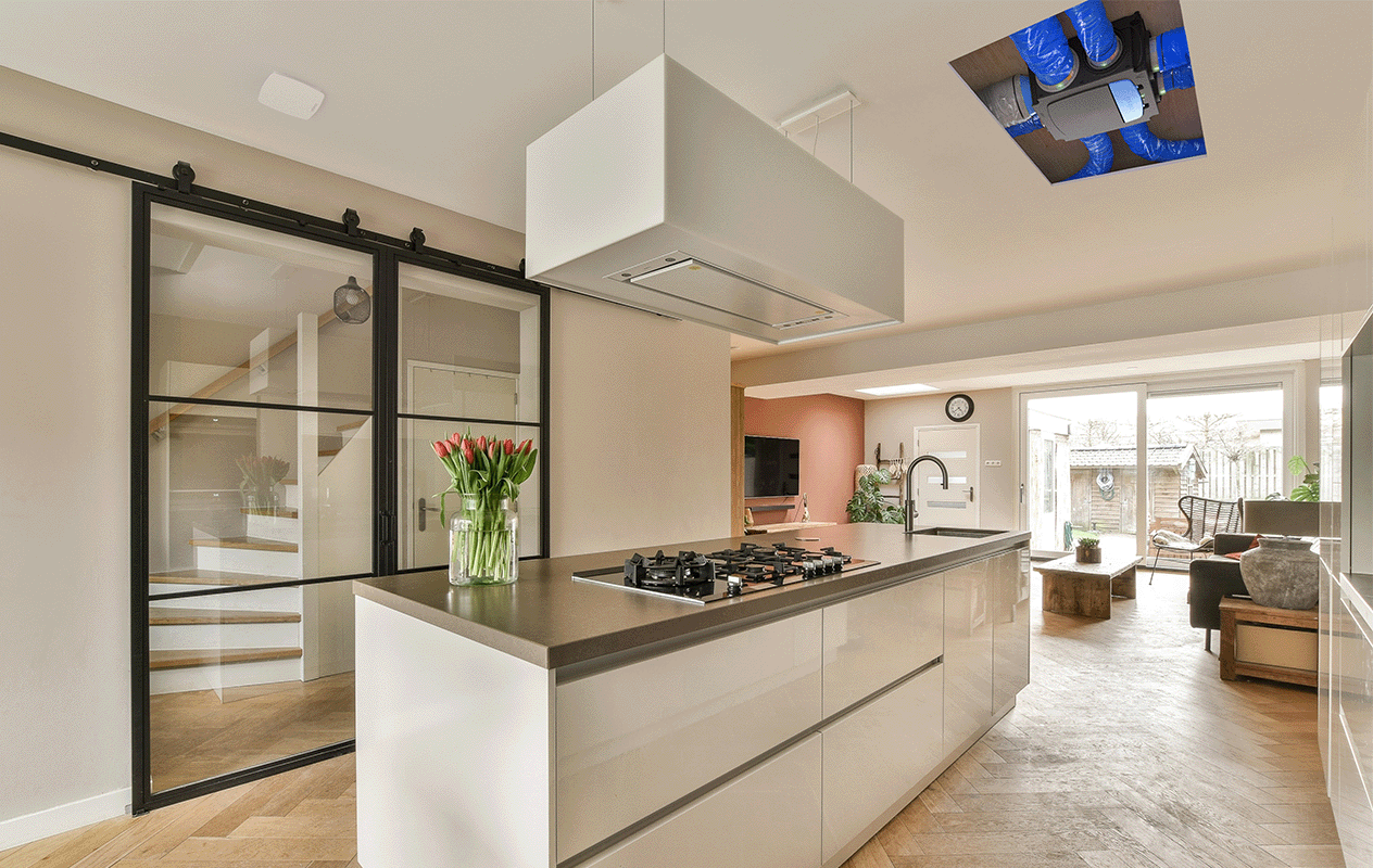 Cuisine contemporaine équipée d’une solution de ventilation Atlantic Hygrogenius assurant une meilleure qualité de l’air intérieur.
