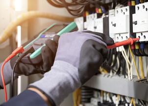Solution d'électricité RICHARDSON