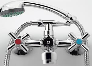 Robinetterie pour baignoire accessibilité
