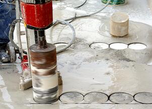 Outils de forage et carottage