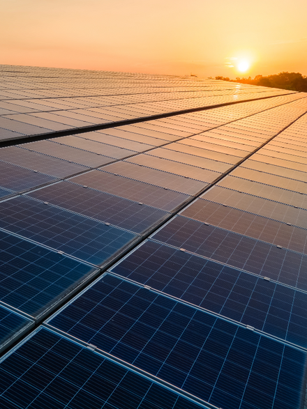 La durÇe de vie des panneaux photovoltaãques est courte_01