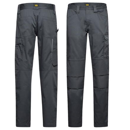 VETEMENT - Pantalon Rock