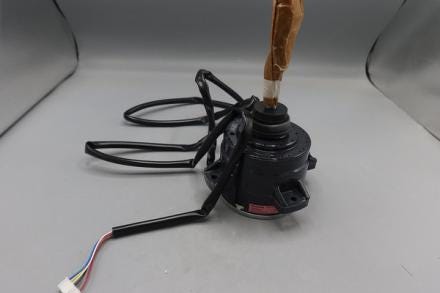 MOTEUR VENTILATEUR AWHP8-14-16MR-TR 300018114 DE DIETRICH PIECE RECHANGE BDR  [300018114]