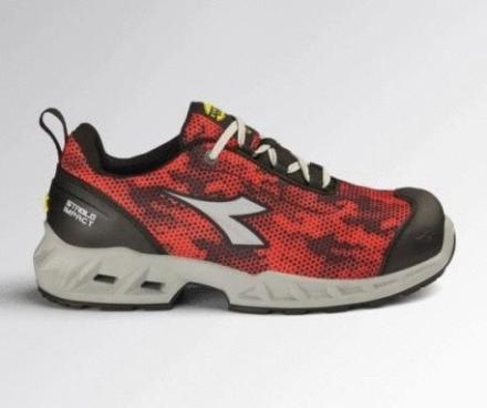 CHAUSSURES SHARK B NOIR/RGE  181159-C1462-P45 DIADORA