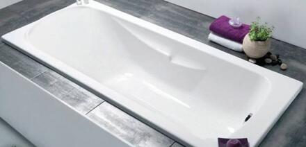 FORIA - 2 - Baignoire rectangulaire en Toplax avec jeu de 5 pieds