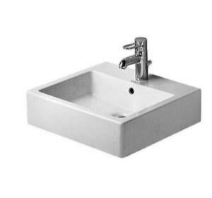 VERO - Lavabo avec trop-plein et plage de robinetterie