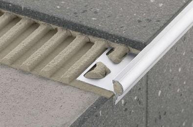 PROFILE TREP FL AE3.0M PR ESCALIER FL90AE/300