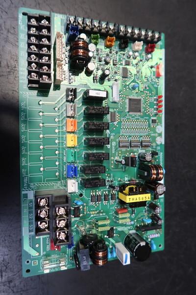 CARTE INTERFACE FLASHEE MIV-II PR   200022161 DE DIETRICH PIECE RECHANGE BDR  [200022161]