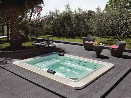 MIRROR 630 - Hydrospa encastré à débordement 7 personnes (dont 1 allongée)