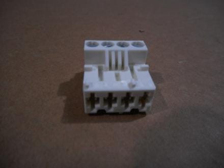 CONNECTEUR RAST5 4PTS VANNE 3 E (DE)  7685026 DE DIETRICH PIECE RECHANGE BDR