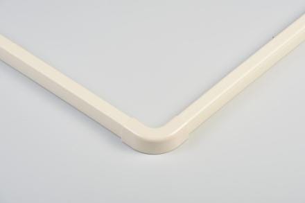 ANGLE A PLAT IVOIRE 25X25MM           25CPIAN