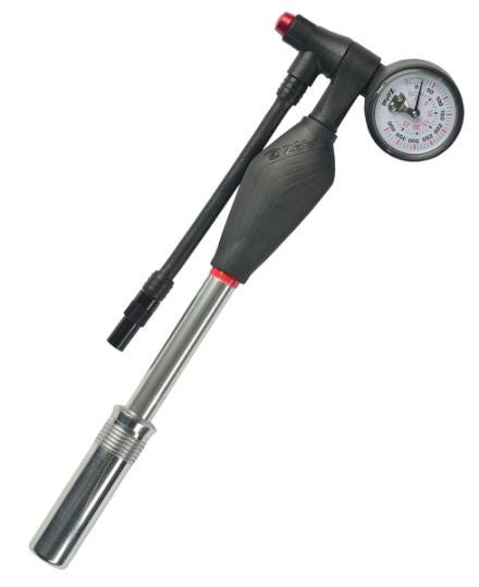 POMPE POUR VASE EXPANSION            MES10006 CBM LE HAILLAN