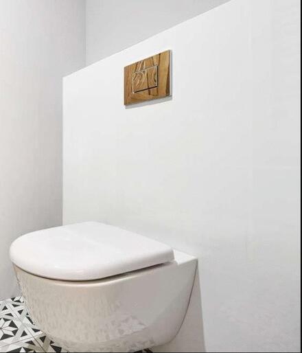 BATIPANEL - Panneaux de finition d'un habillage bâti-support - Hauteur 150 cm, Ép. 3 mm