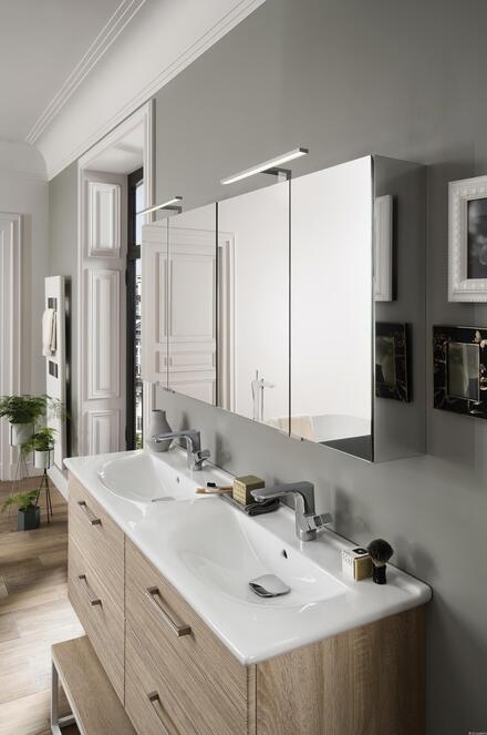 ARMOIRE DE TOILETTE