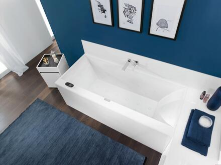 SQUARO EDGE 12 - Baignoire rectangulaire en Quaryk® aux rebords très fin (12 mm) avec trop-plein et bonde intégrée à fleur de la baignoire