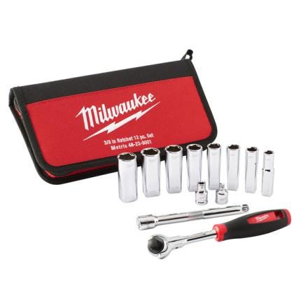 SET DE DOUILLE ET CLES A CLIQUET 1/4  METRIQU TECHTRONIC INDUSTRIES FRANCE  [4932464943]
