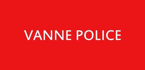 ETIQUETTE - "Vanne police"
