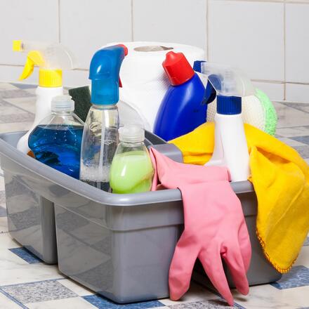 Comment nettoyer et déboucher une bonde de douche ?