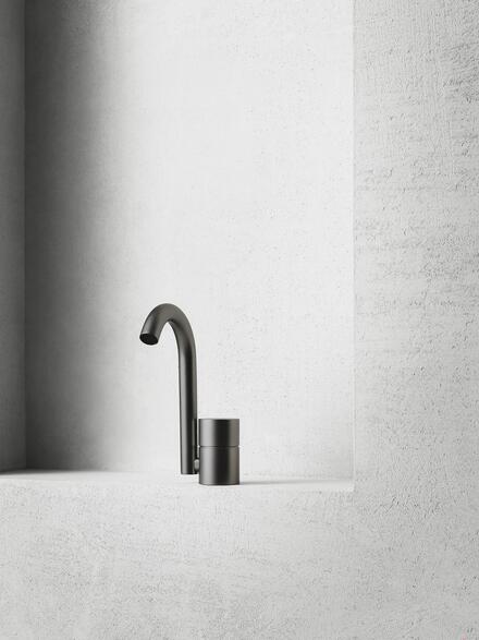 ABOUTWATER AA/27 - Mitigeur lavabo - Design par Michael Anastassiades